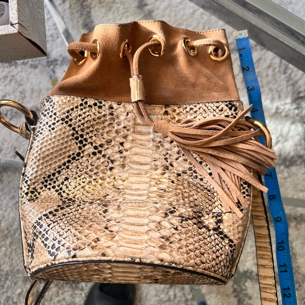 Banana Republic Goat Leather Bag - Picture 11 of 11